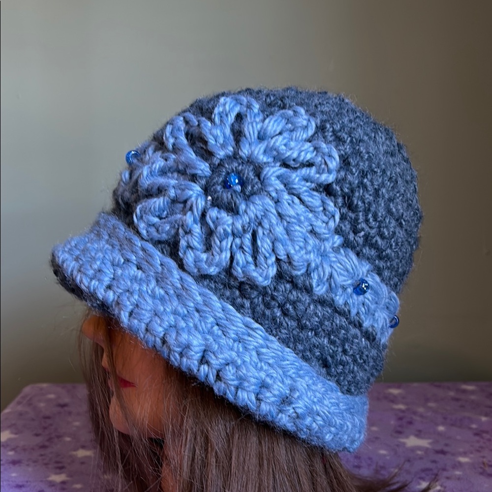 Elegant Blue crochet derby hat medium thick silky acrylic yarn new warm